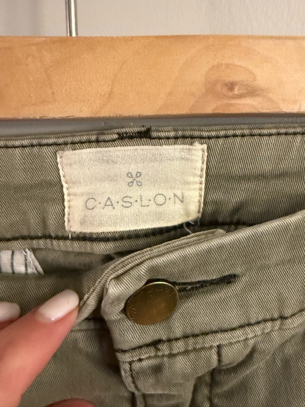 Caslon Olive Green Stretch Chino Pants Size 12 Classic Slim Fit Mid Rise - Picture 2 of 6